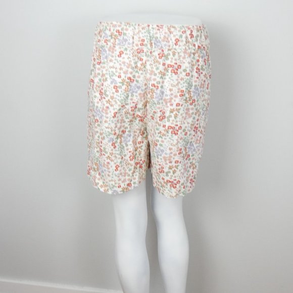 Levi's White with Red Floral Print Paperbag Elastic Waist Shorts Medium - Picture 10 of 10